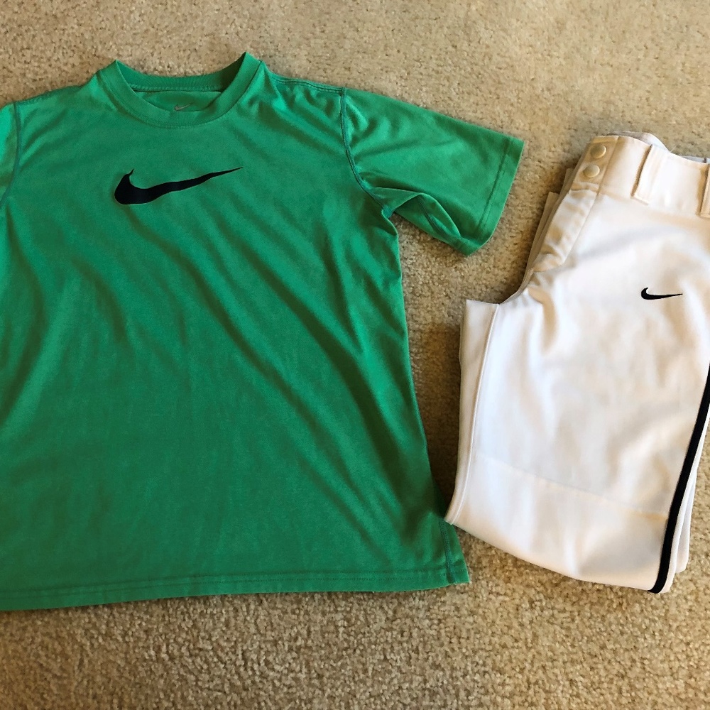 Nike WH/BL Striped Boys Baseball Pant/Green Shirt
